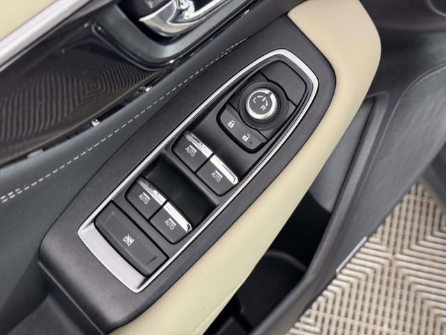 Used 2023 Subaru Outback Limited image 18