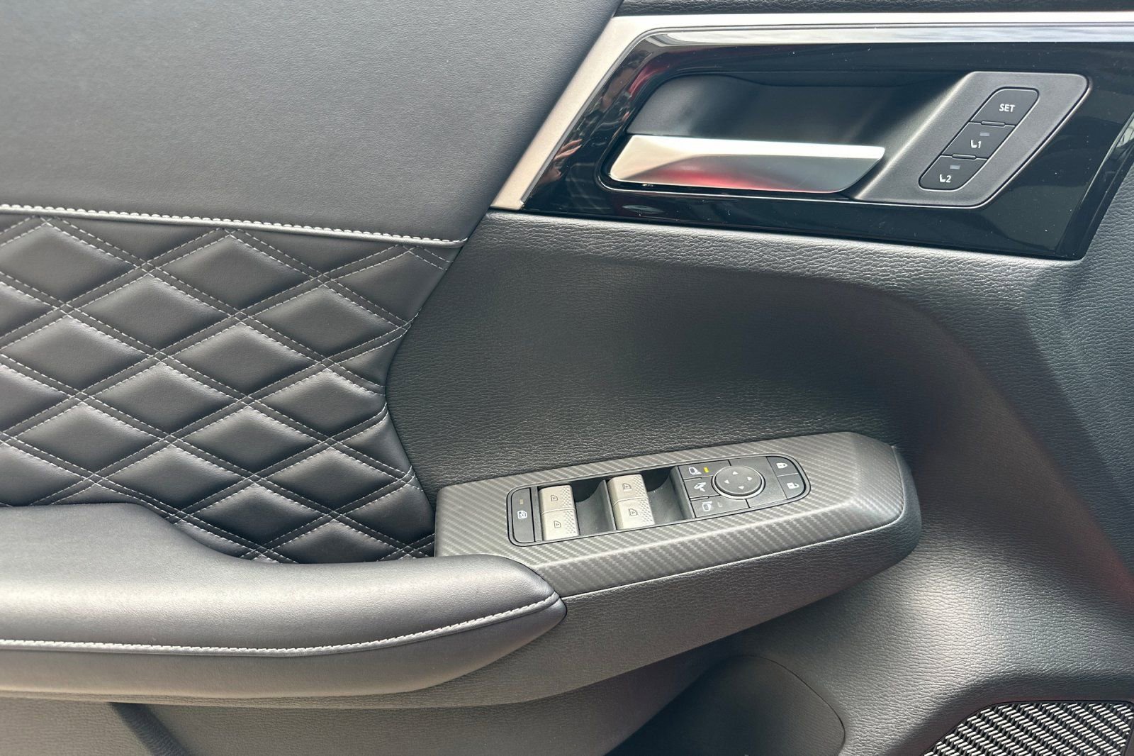 New 2025 Mitsubishi Outlander SEL image 10