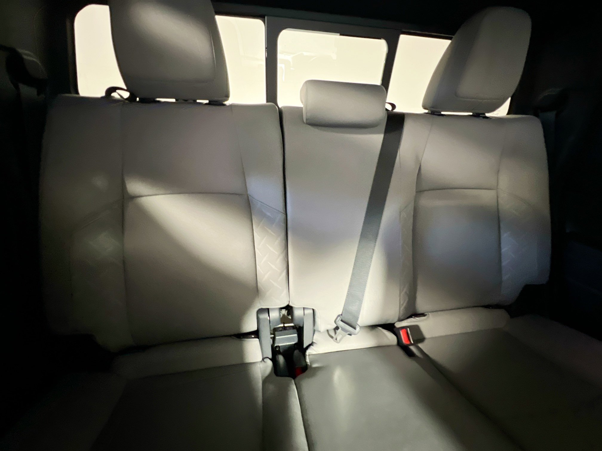 Used 2024 Toyota Tacoma SR5 w/ SR5 Upgrade Package image 33