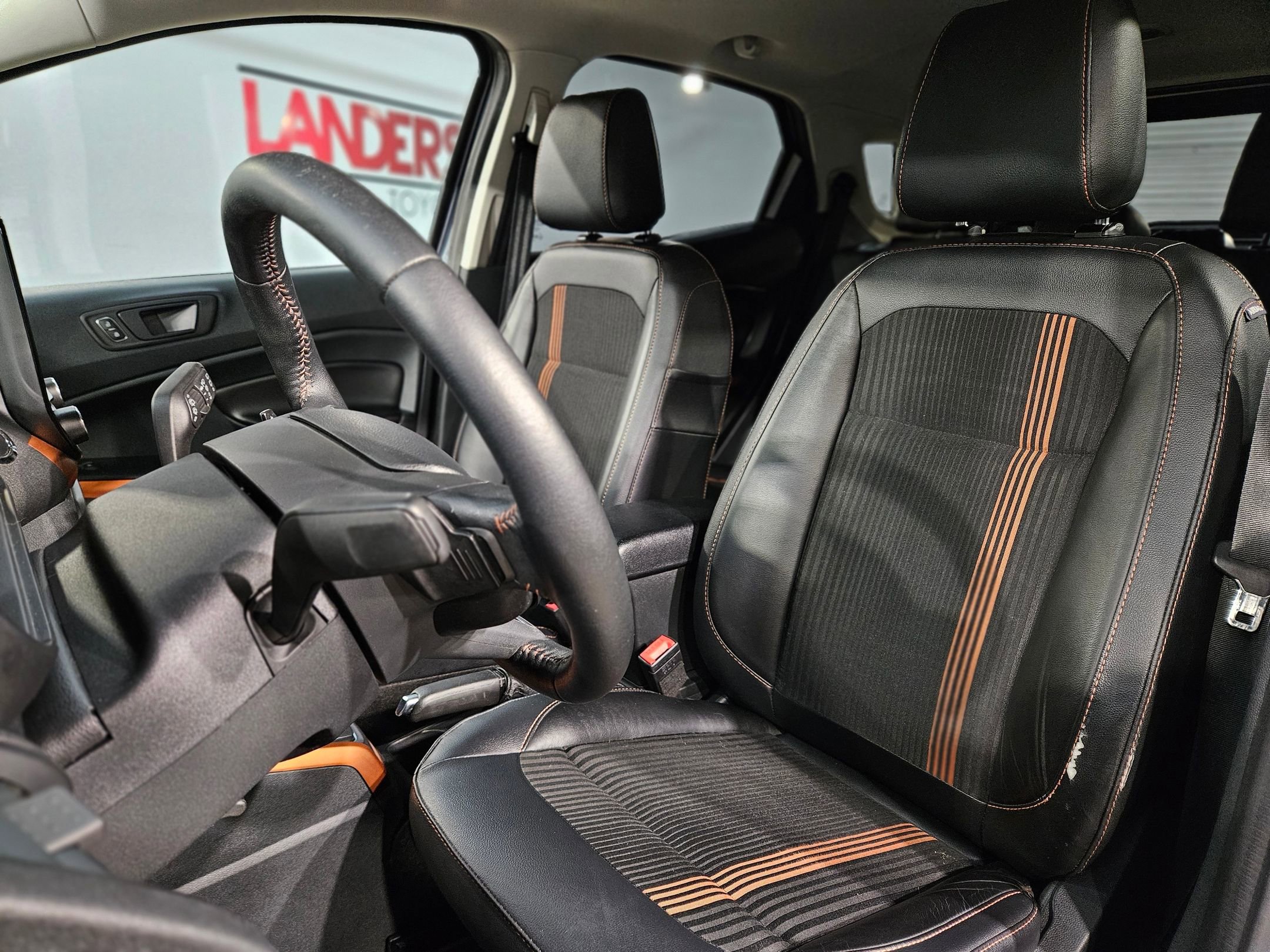 Used 2018 Ford EcoSport SES image 24