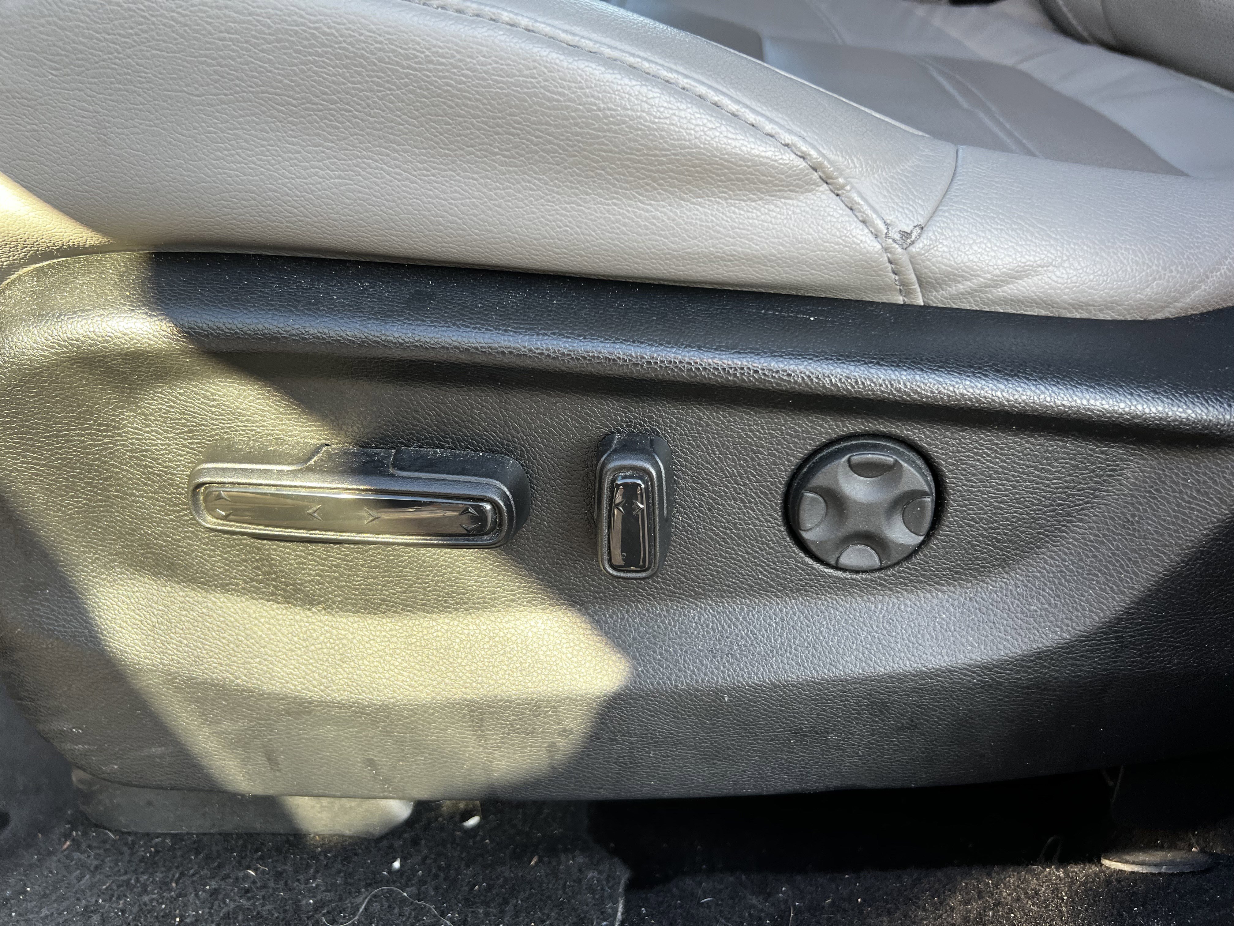 Used 2017 Honda CR-V Touring image 33