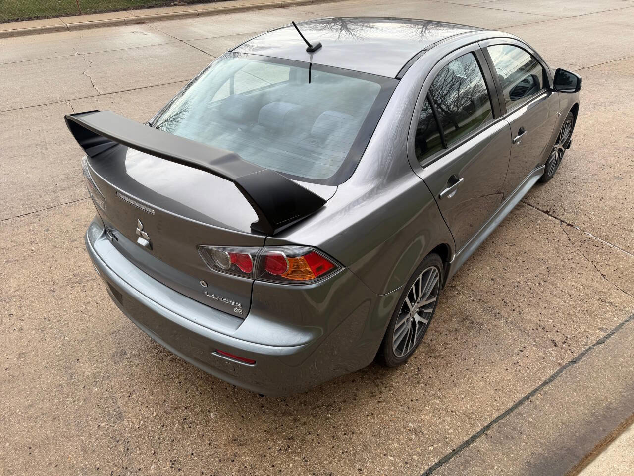 Used 2017 Mitsubishi Lancer ES image 7