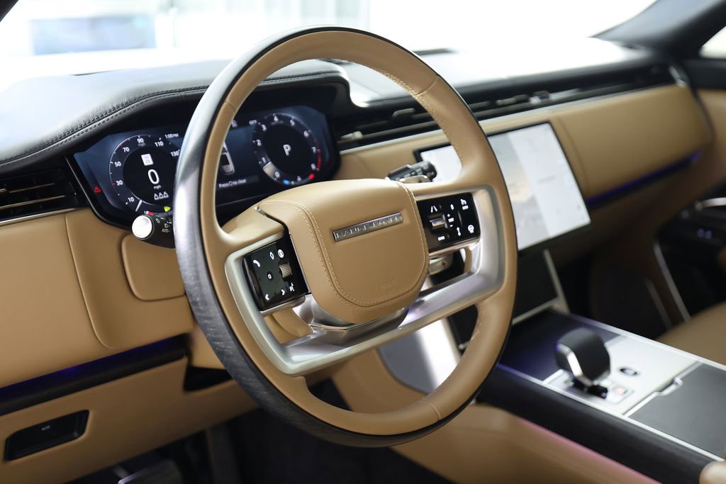 Used 2024 Land Rover Range Rover Autobiography AWD/4WD image 23