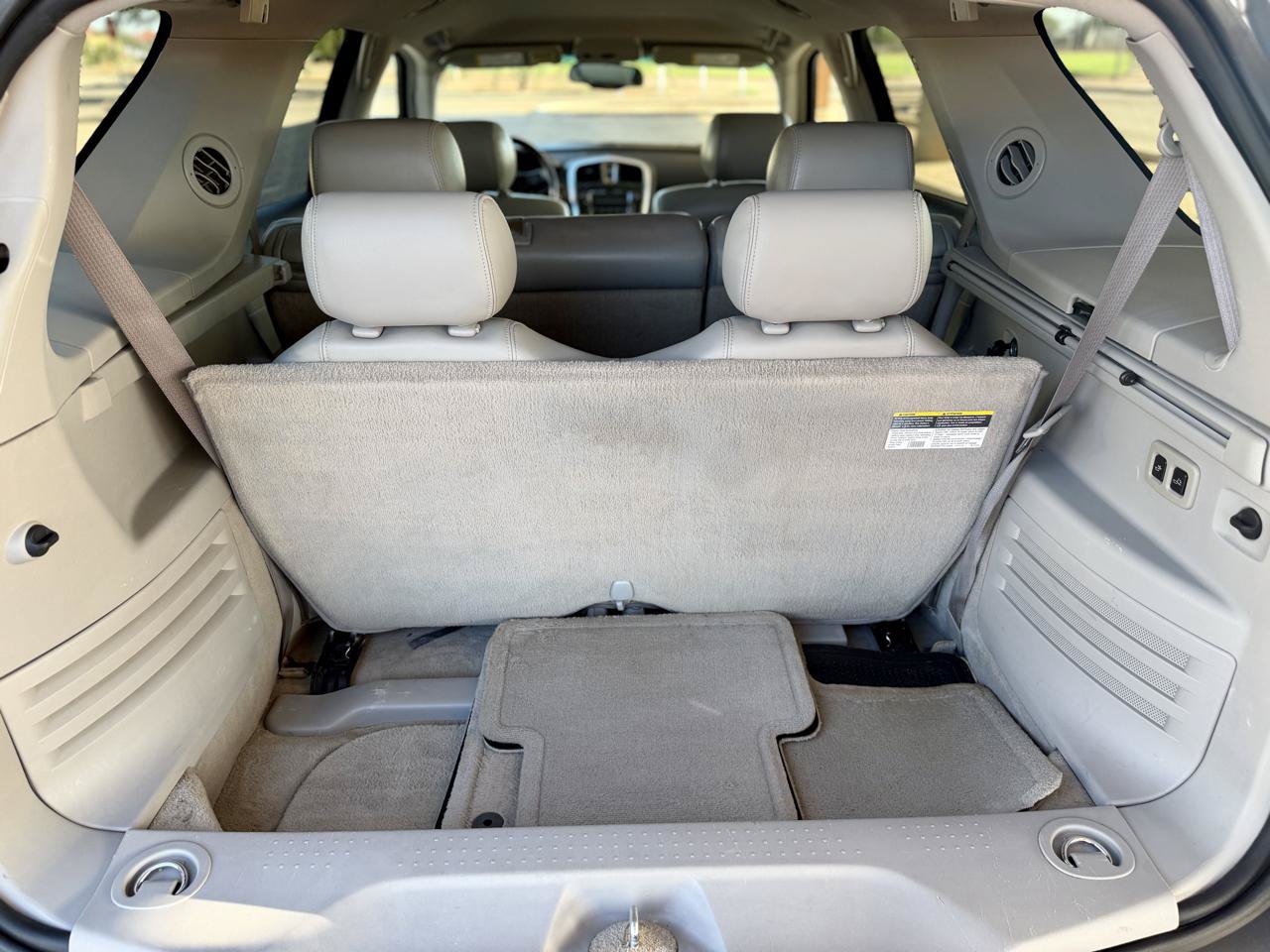 Used 2007 Cadillac SRX w/ Utility Package RWD image 12