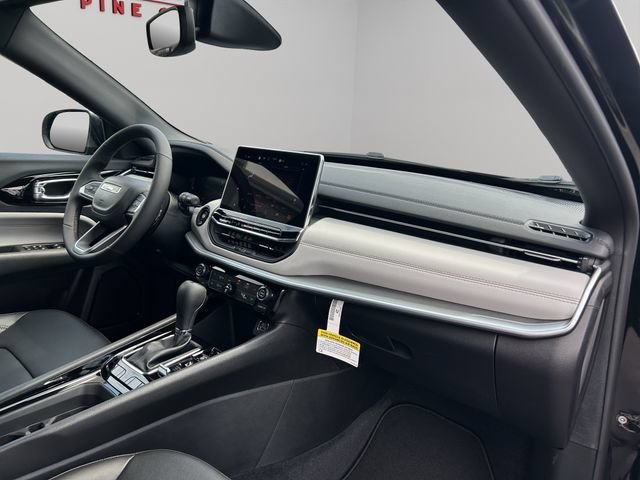 New 2026 Jeep Compass Limited AWD/4WD image 36