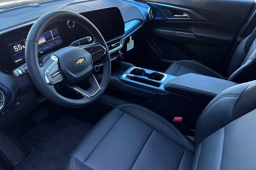 New 2026 Chevrolet Equinox EV LT w/ LPO, Blackout Package image 10