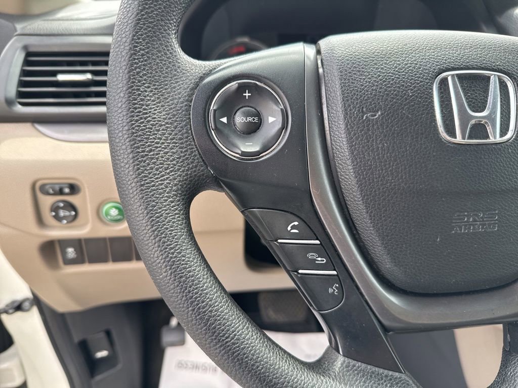 Used 2017 Honda Pilot LX image 14