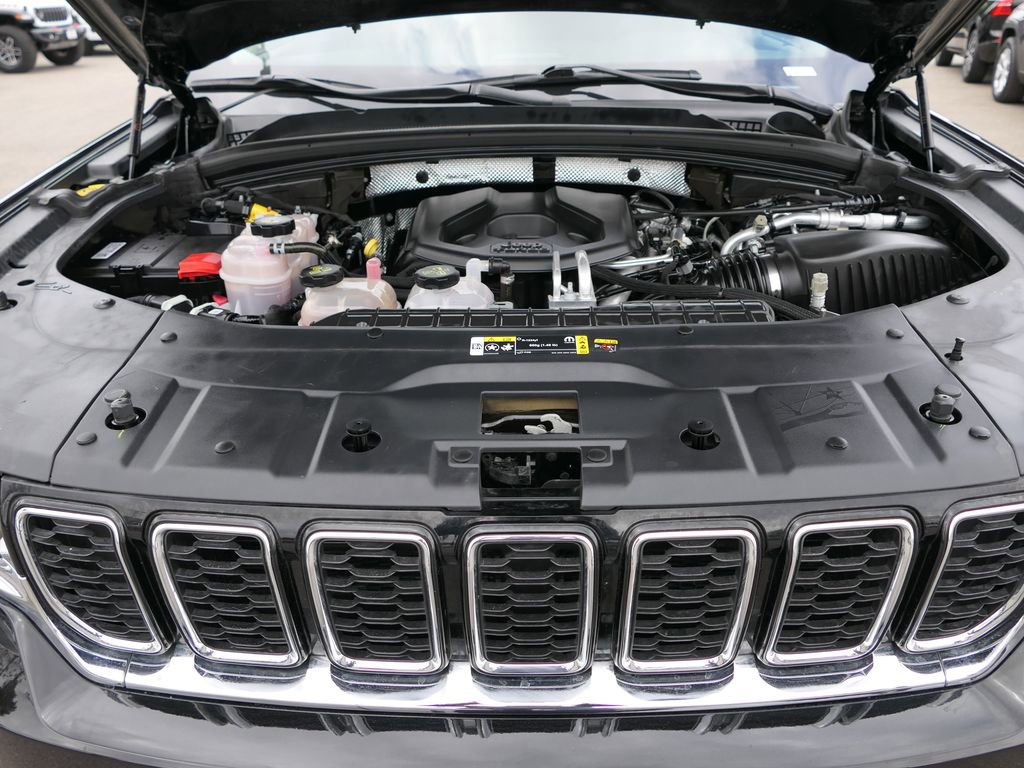 Used 2023 Jeep Grand Cherokee 4WD 4xe image 28