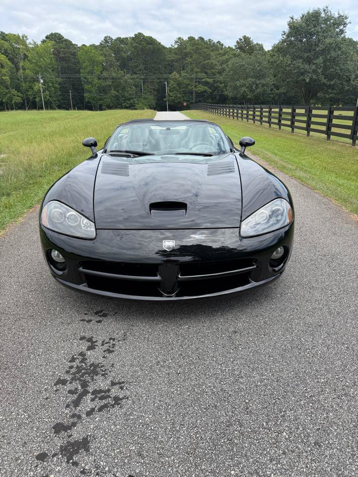 Used 2003 Dodge Viper SRT-10 RWD image 10