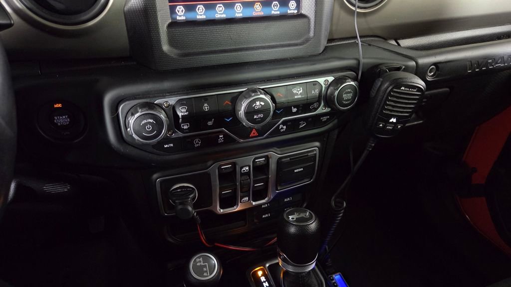 Used 2018 Jeep Wrangler Unlimited Sport S image 25