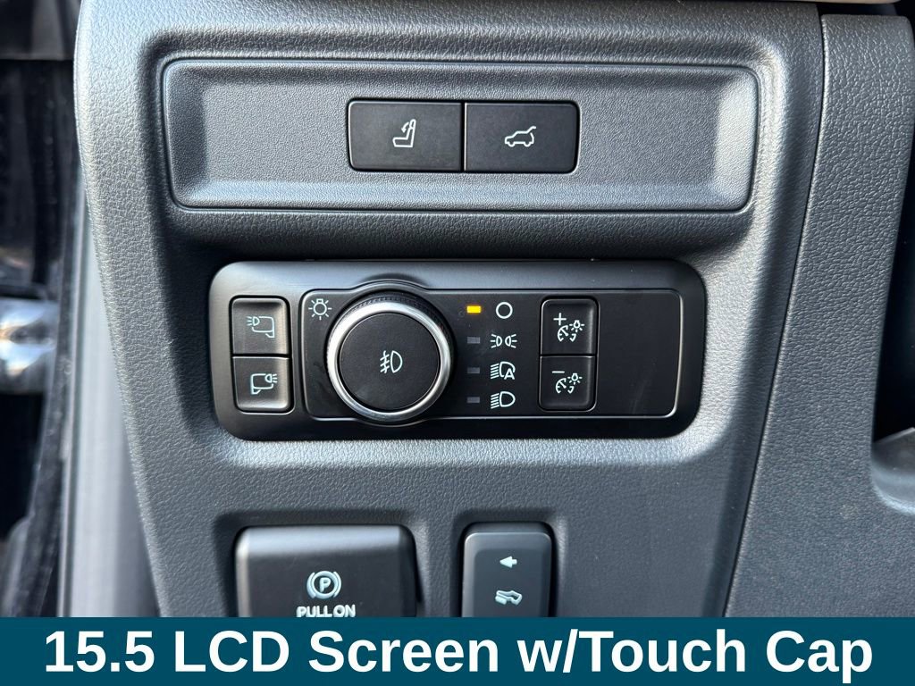 Used 2023 Ford Expedition Platinum image 16