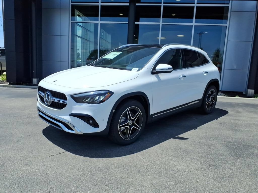 New 2026 Mercedes-Benz GLA 250 4MATIC image 2