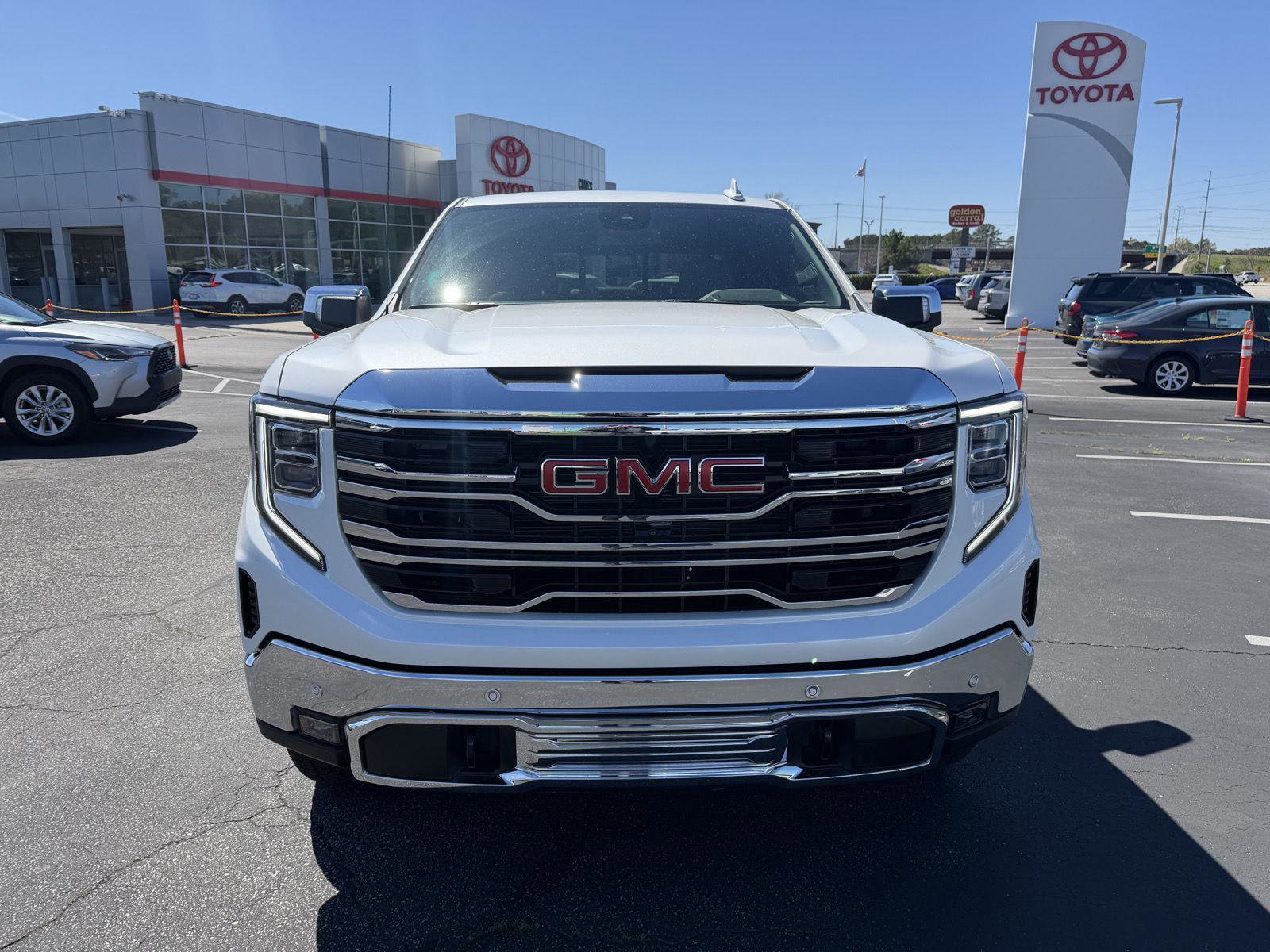 Used 2024 GMC Sierra 1500 SLT w/ SLT Premium Plus Package image 2