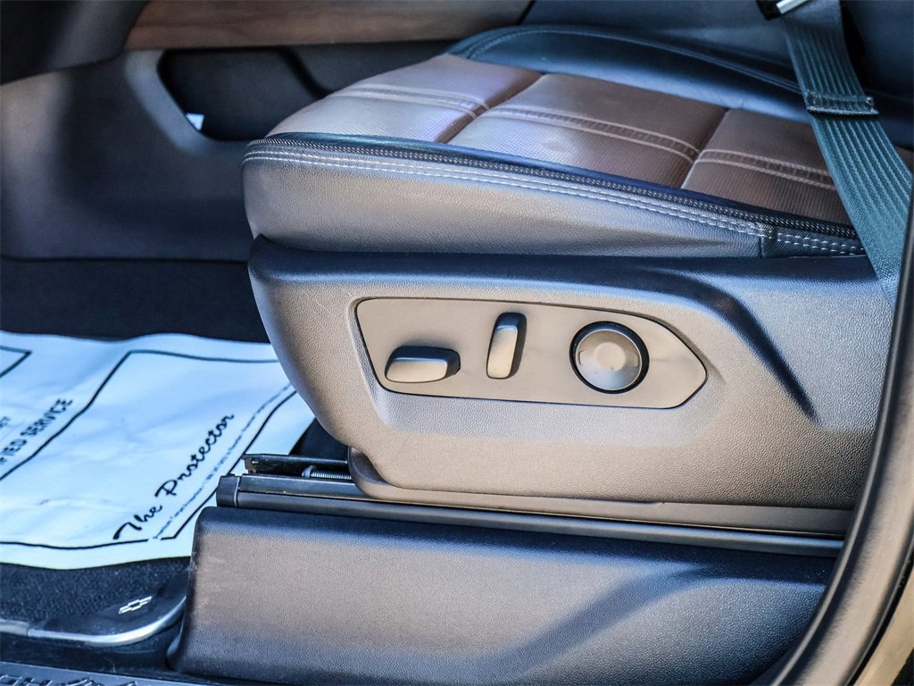 Used 2023 Chevrolet Silverado 1500 High Country w/ Technology Package image 27