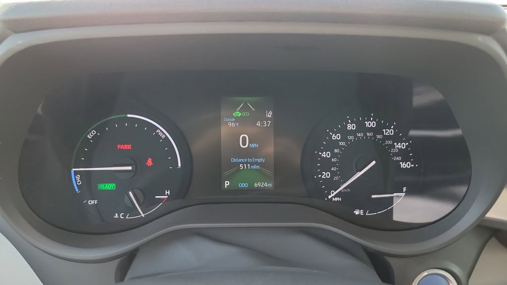 Used 2024 Toyota Sienna XLE FWD image 26