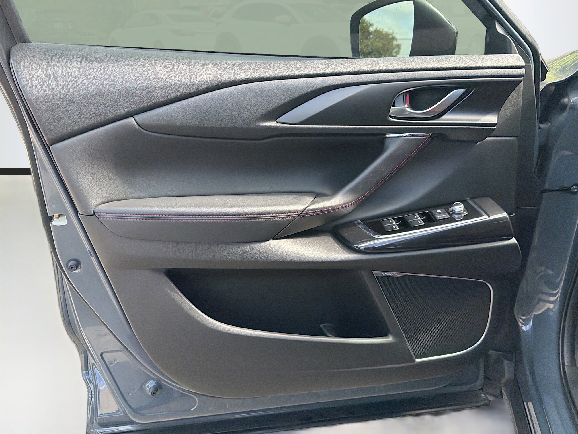 Certified 2022 MAZDA CX-9 Carbon Edition image 23