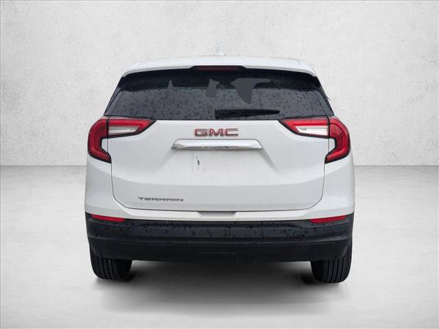 Used 2024 GMC Terrain SLE image 6