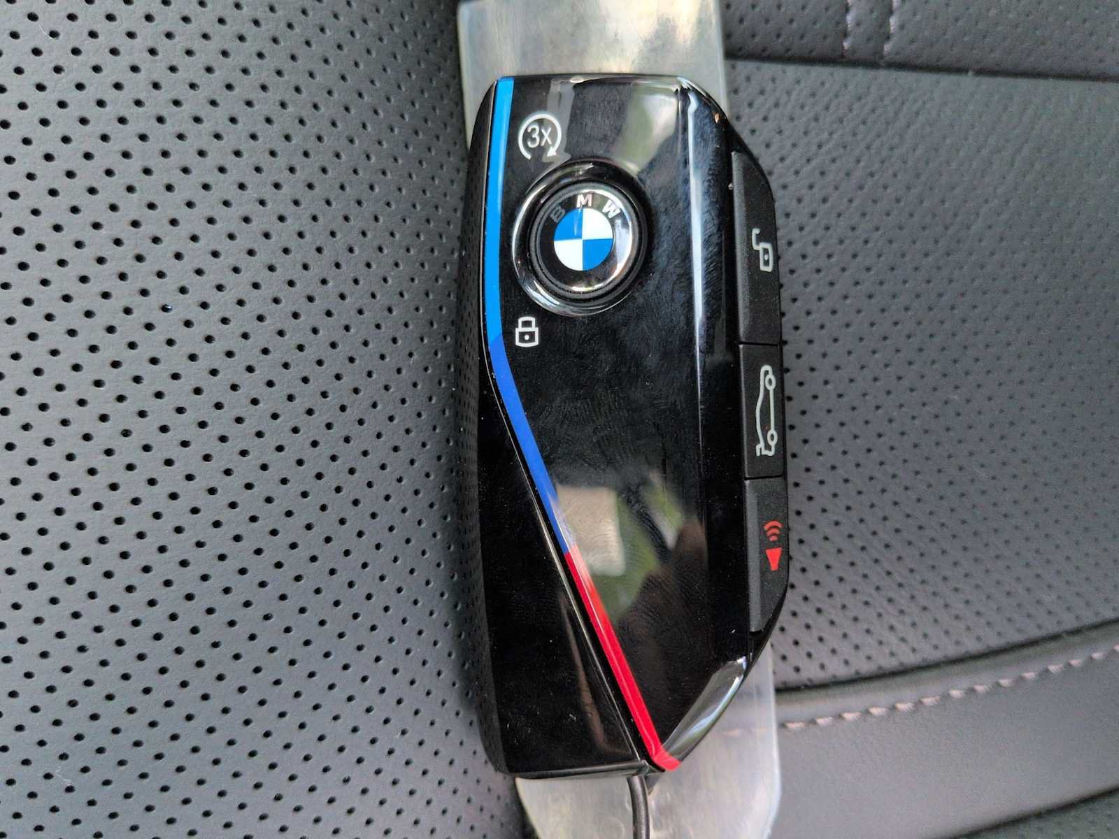New 2027 BMW X7 M60i AWD/4WD image 37