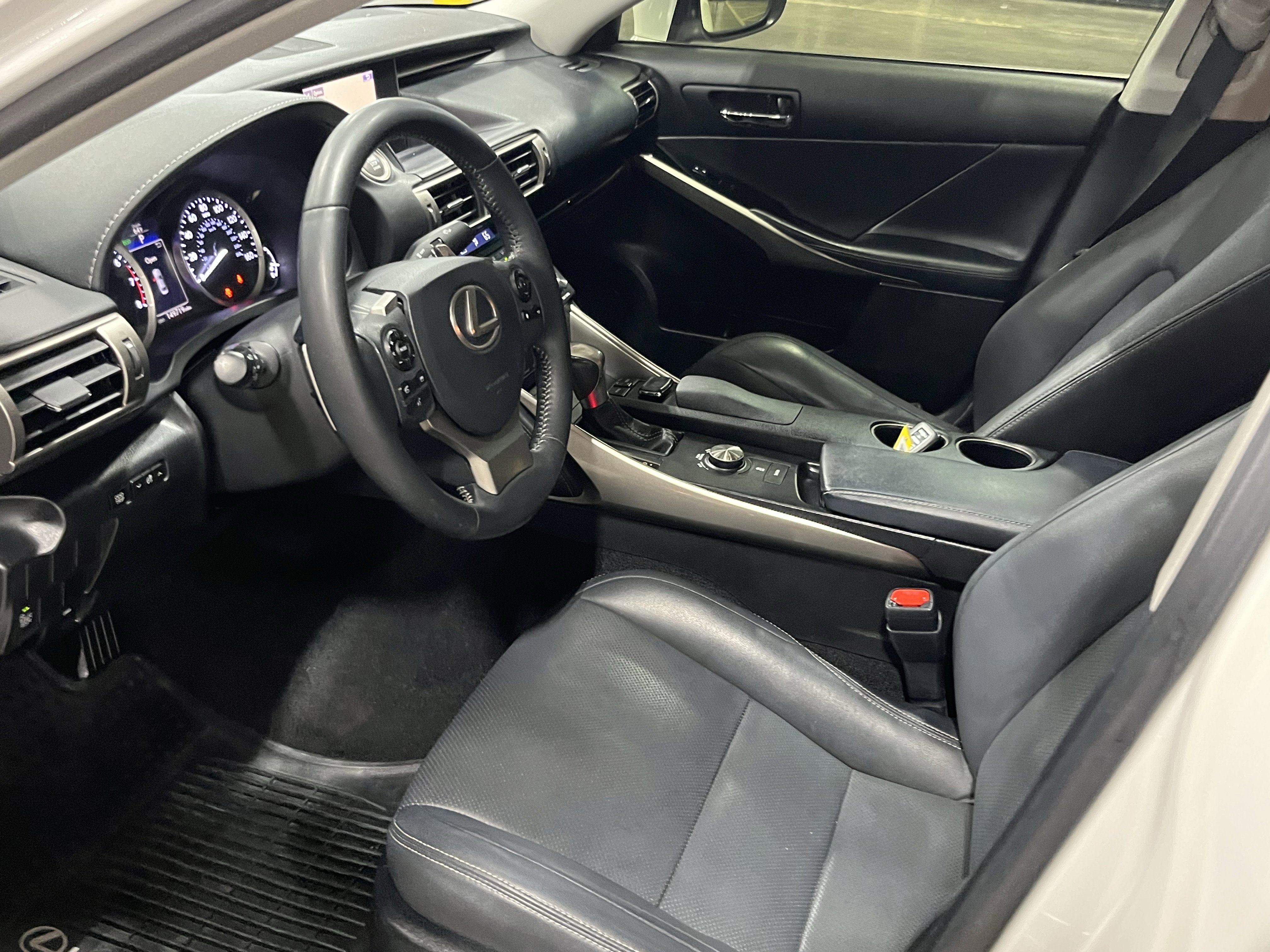 Used 2015 Lexus IS 250 AWD w/ Navigation System Package image 9