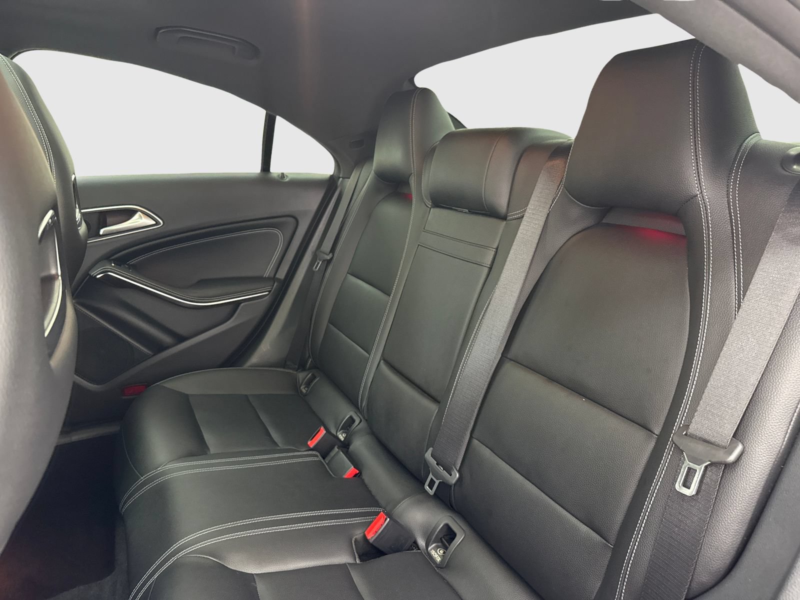 Used 2019 Mercedes-Benz CLA 250 image 36