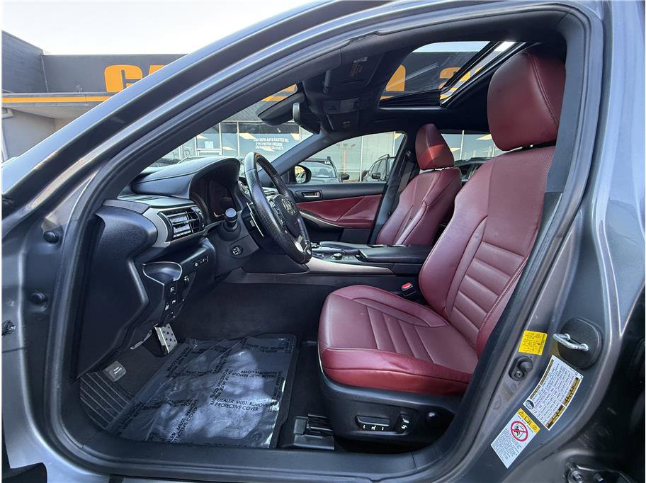 Used 2018 Lexus IS 300 F Sport image 7