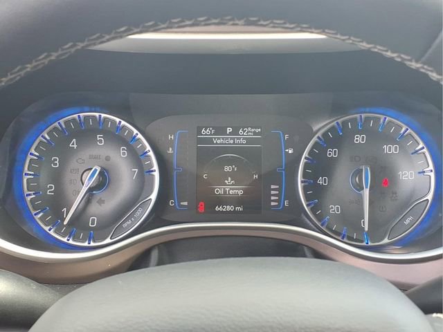 Used 2023 Chrysler Voyager LX FWD image 11