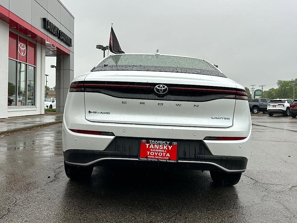 Certified 2026 Toyota Crown w/ Advanced Technology Package AWD/4WD image 4