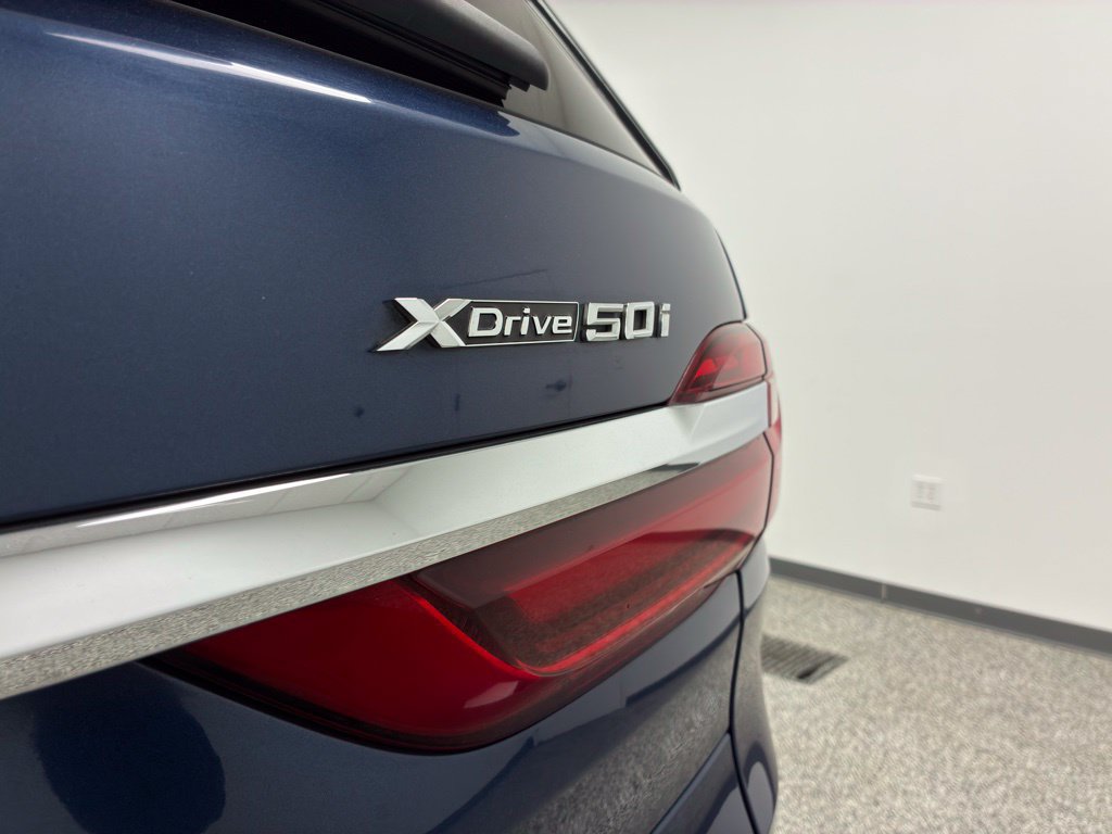 Used 2019 BMW X7 xDrive50i w/ Premium Package AWD/4WD image 17