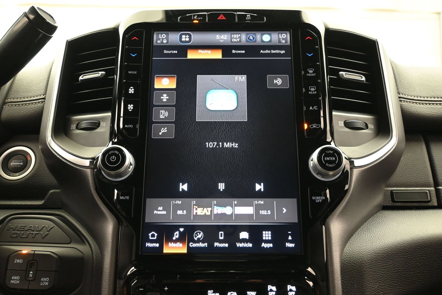 Used 2025 RAM 3500 Laramie w/ Night Edition AWD/4WD image 34