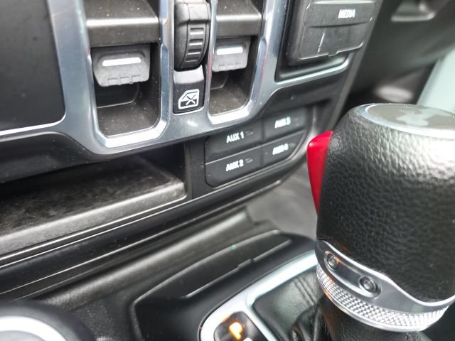 Used 2023 Jeep Wrangler Unlimited w/ Sun & Screen Package AWD/4WD image 30