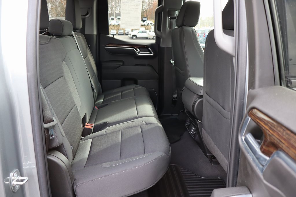 Used 2023 GMC Sierra 1500 Elevation image 14