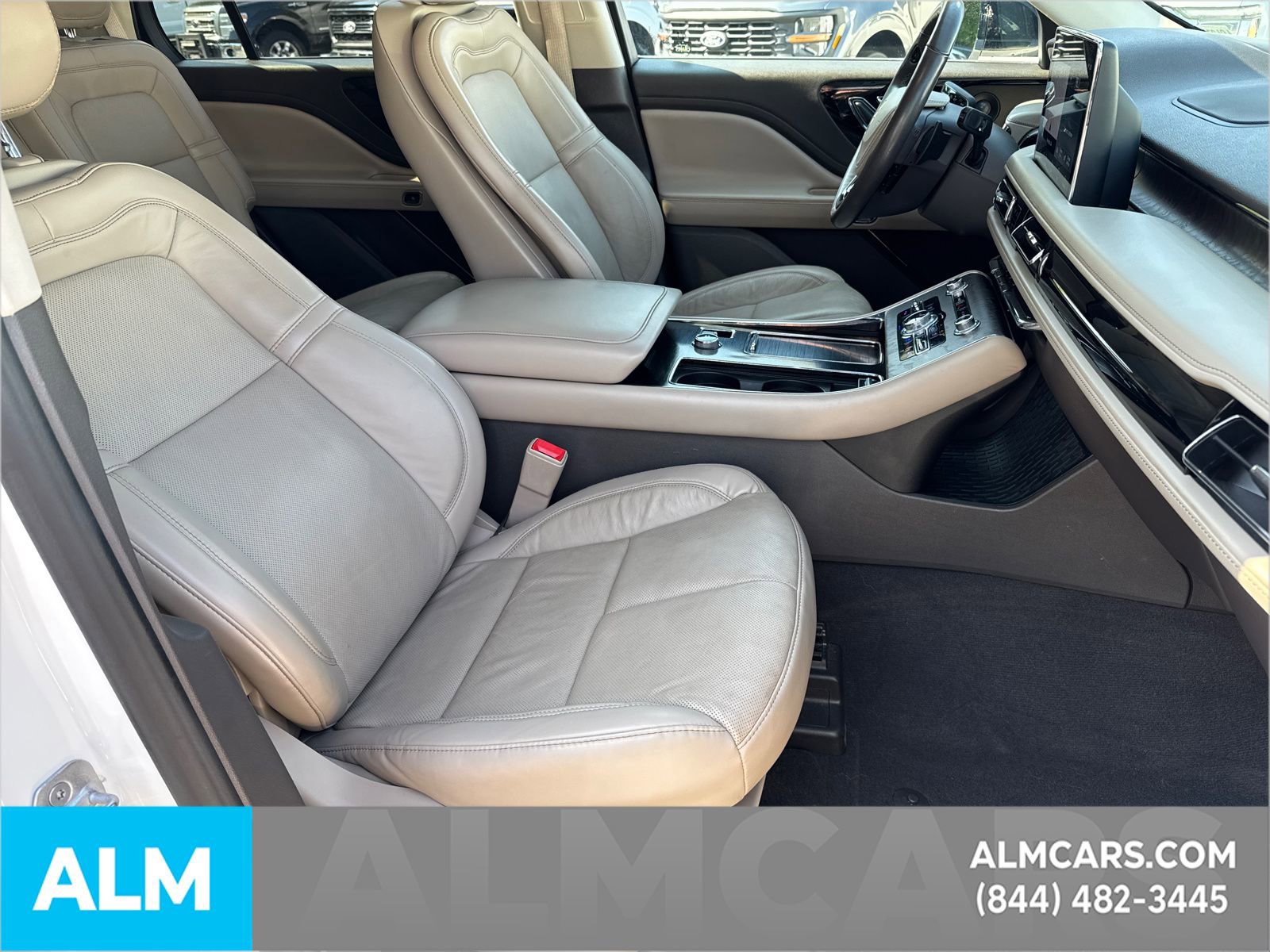 Used 2020 Lincoln Aviator Grand Touring w/ Elements Package Plus image 16