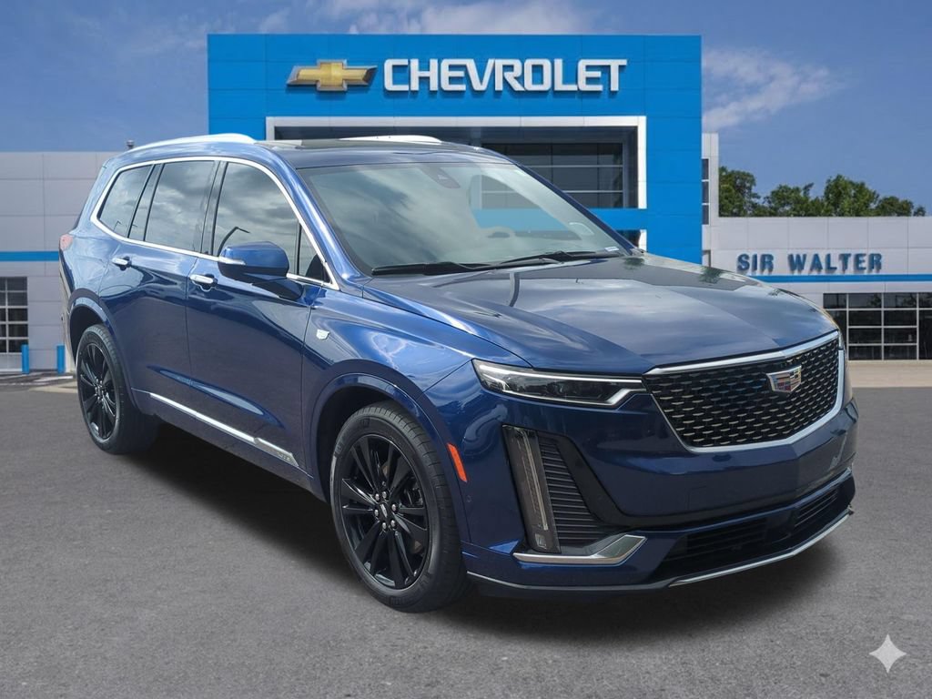 Used 2023 Cadillac XT6 Premium Luxury w/ Platinum Package AWD/4WD image 8