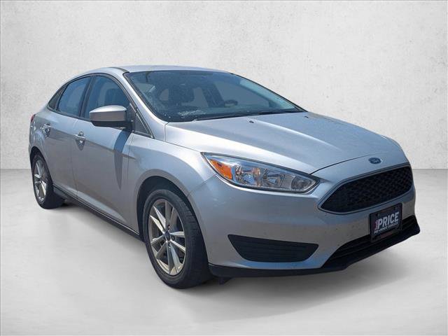 Used 2018 Ford Focus SE FWD image 3