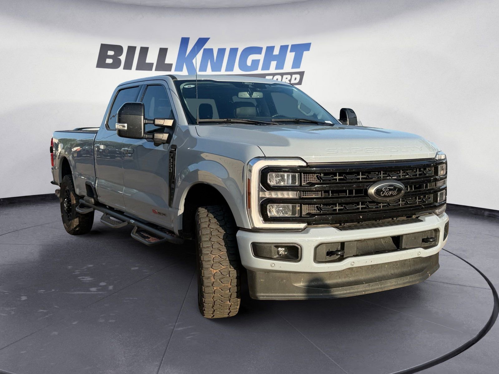 Used 2024 Ford F350 Lariat w/ Lariat Ultimate Package AWD/4WD image 4