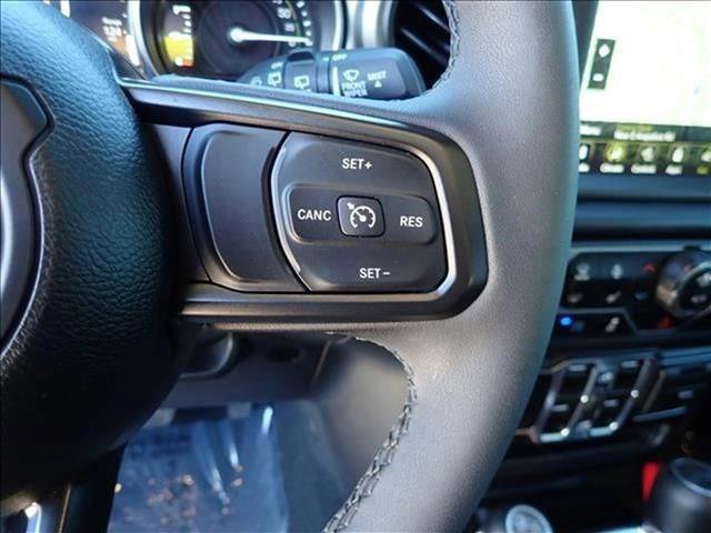 Used 2023 Jeep Wrangler Unlimited w/ Cold Weather Group AWD/4WD image 14