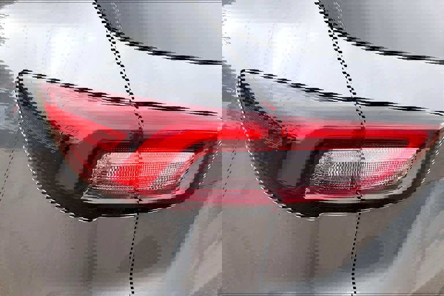 Used 2025 Ford Escape ST-Line image 28