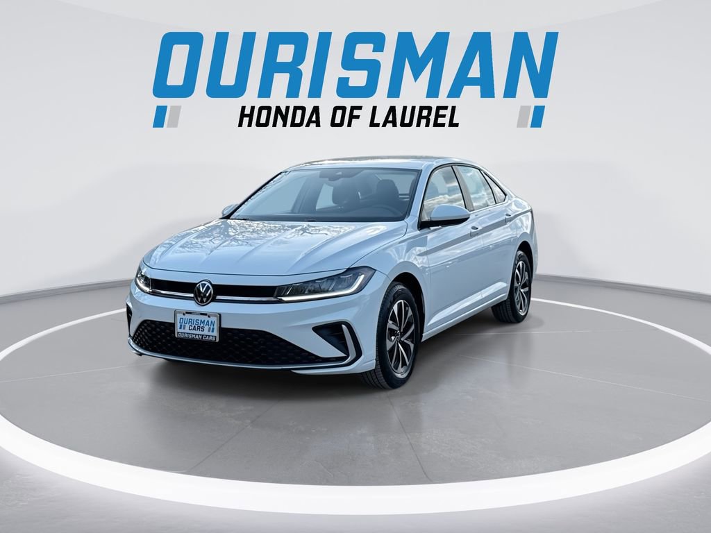 Used 2025 Volkswagen Jetta S image 4
