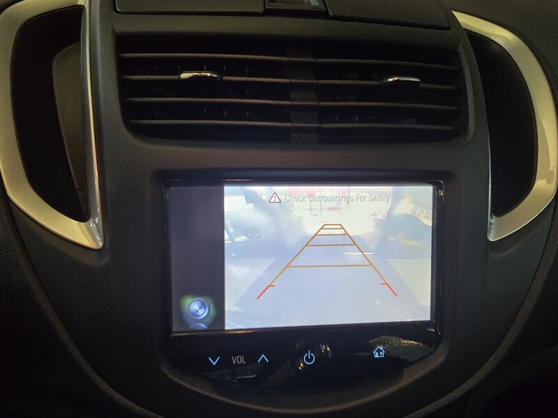 Used 2015 Chevrolet Trax LS FWD image 20