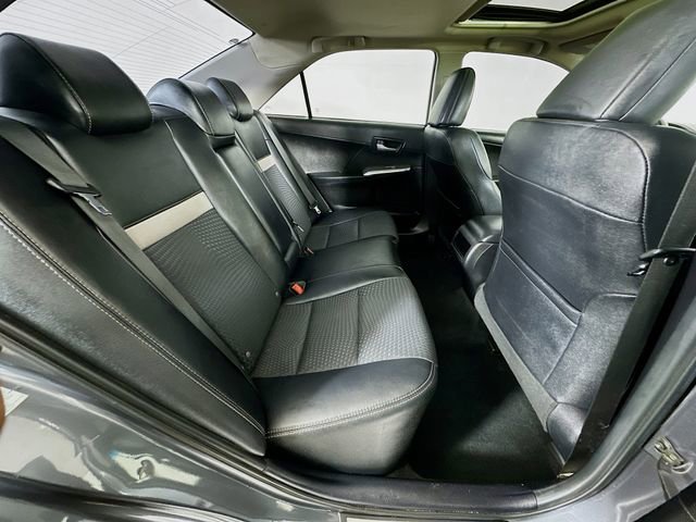 Used 2012 Toyota Camry SE FWD image 8