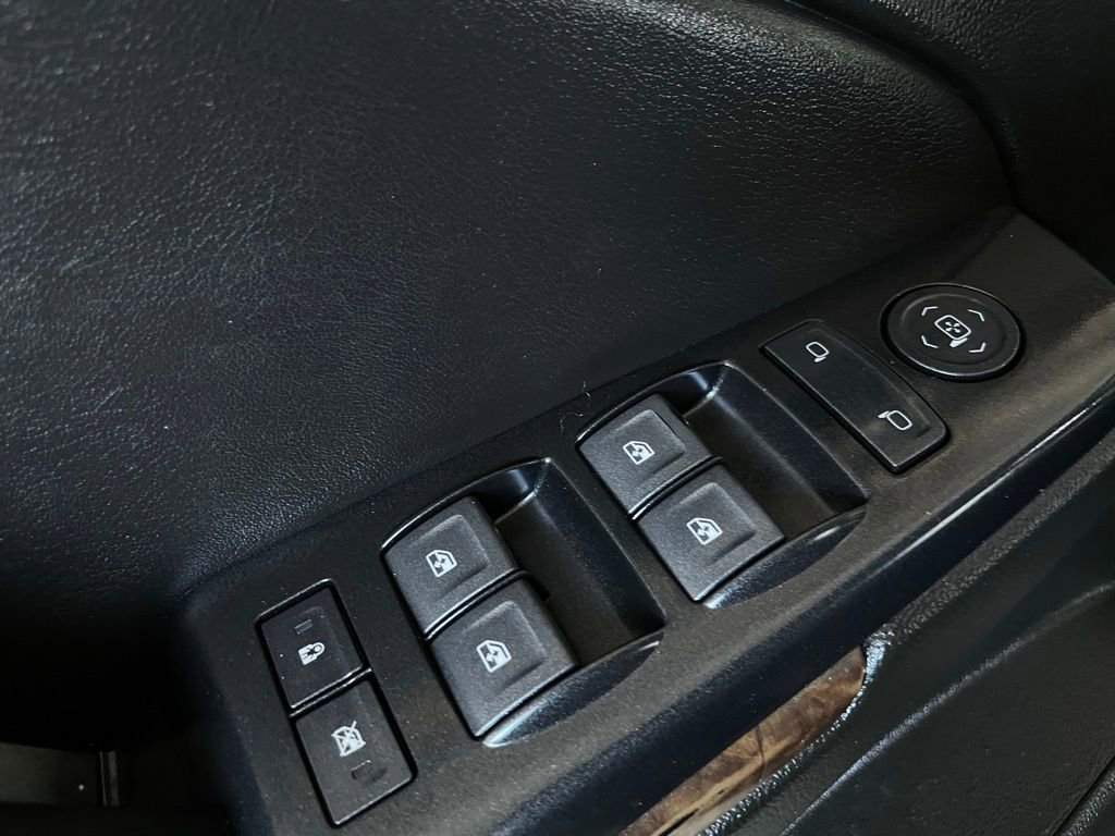 Used 2018 Chevrolet Tahoe 2WD w/ Remote Keyless Entry Package image 26