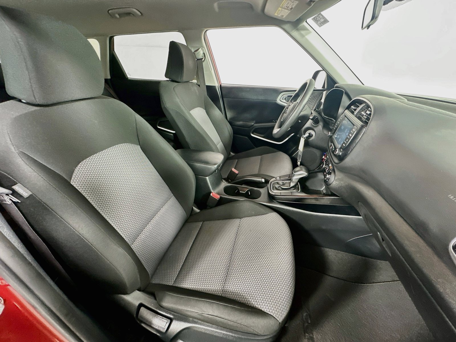 Used 2021 Kia Soul LX FWD image 25