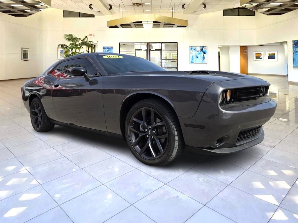 Used 2021 Dodge Challenger SXT w/ Blacktop Package image 3