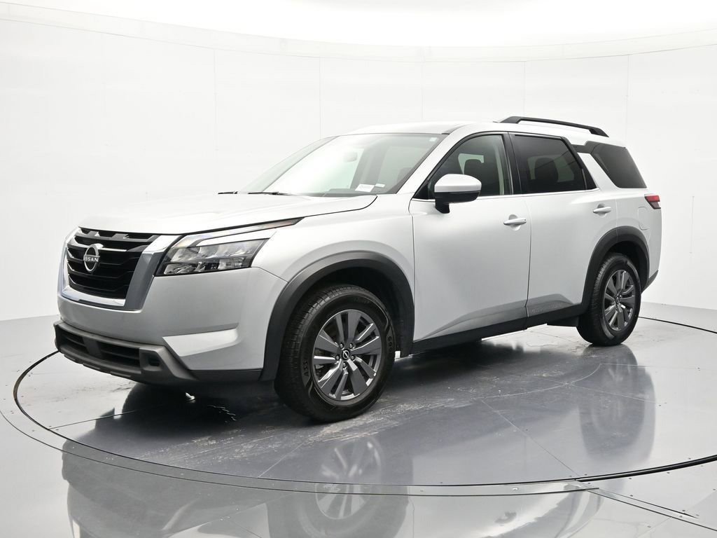 Certified 2024 Nissan Pathfinder SV