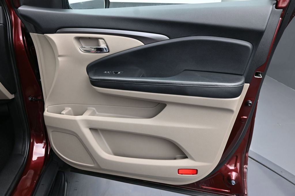 Used 2019 Honda Ridgeline RTL-T image 25
