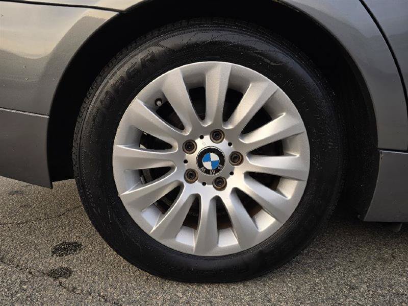 Used 2009 BMW 328i Sedan RWD image 15