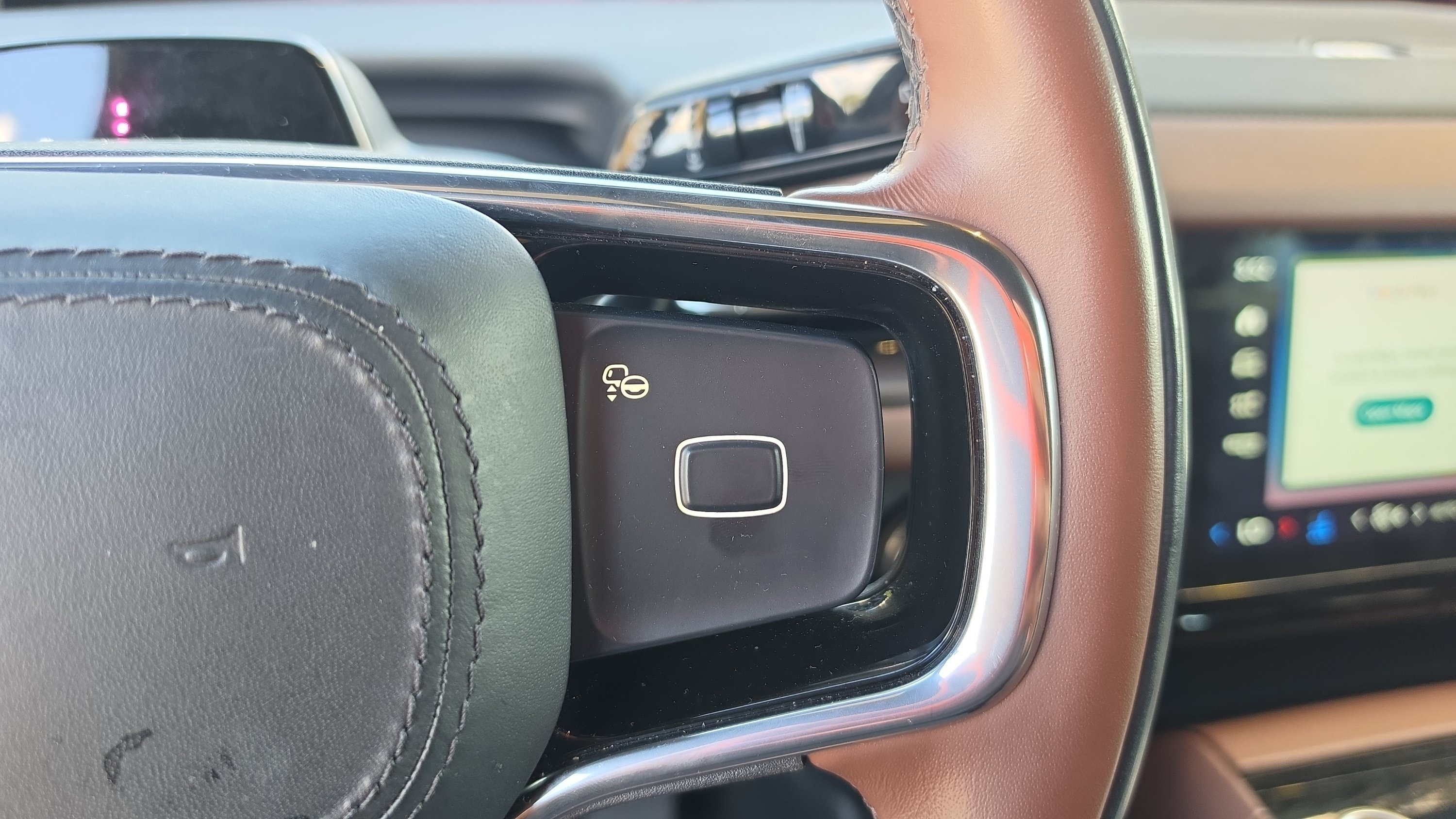 Used 2025 Lincoln Navigator Reserve AWD/4WD image 14