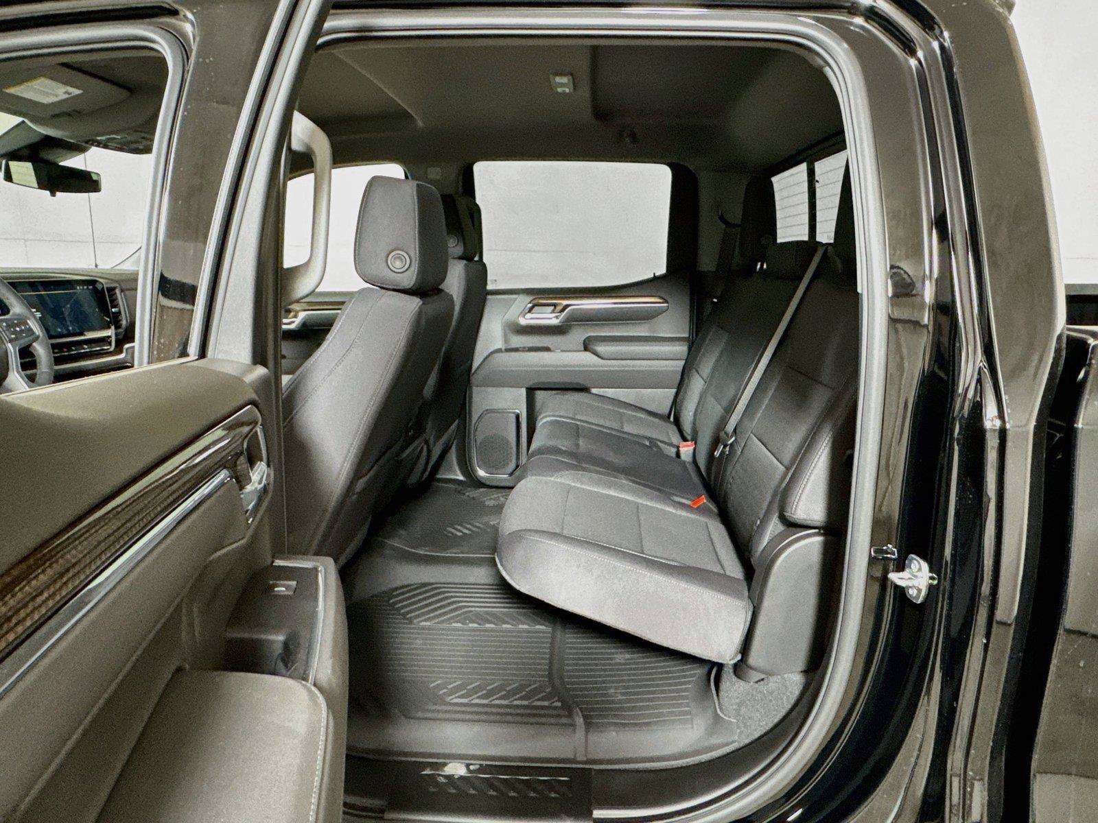 New 2026 Chevrolet Silverado 1500 LT Trail Boss w/ Convenience Package II AWD/4WD image 12