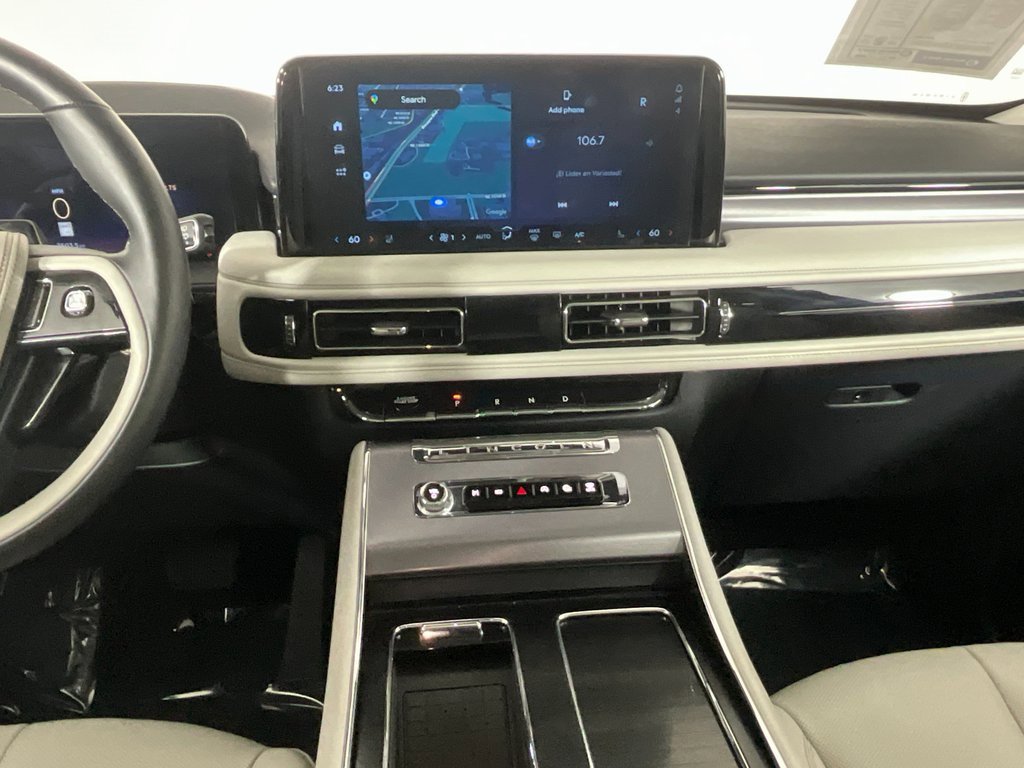 Used 2025 Lincoln Aviator 2WD w/ Equipment Group 101A image 12