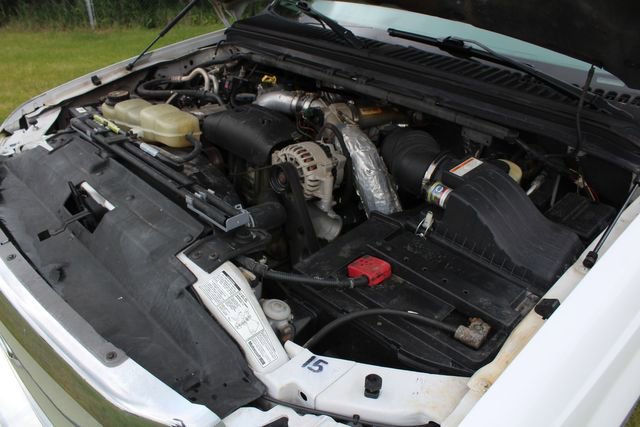 Used 2001 Ford F550 XL image 34